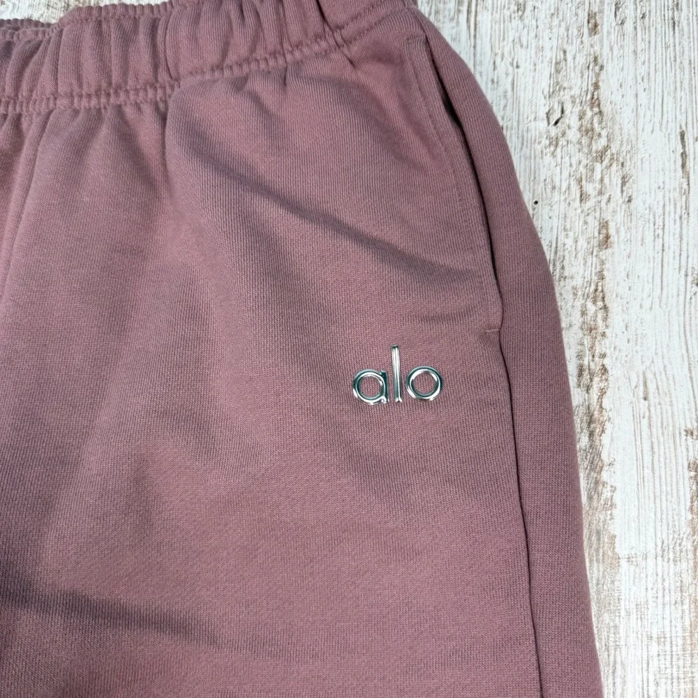 Alo Yoga Accolade Sweatpants Mauve Purple Fleece Joggers Medium Logo